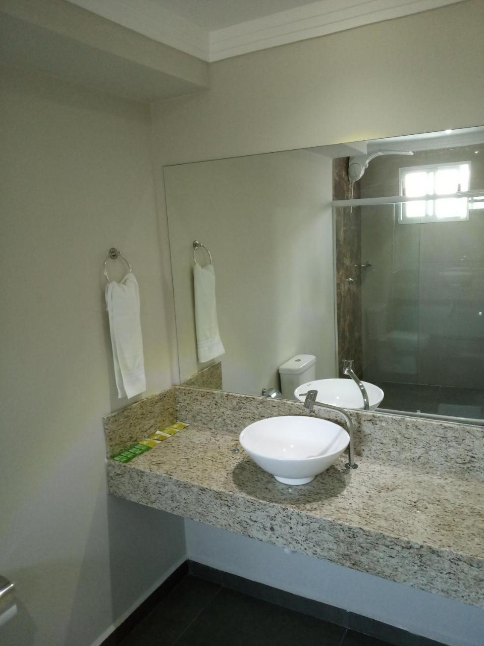 Hotel Iguassu Inn Foz do Iguaçu Eksteriør billede